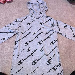 Youth M Champion long sleeve
